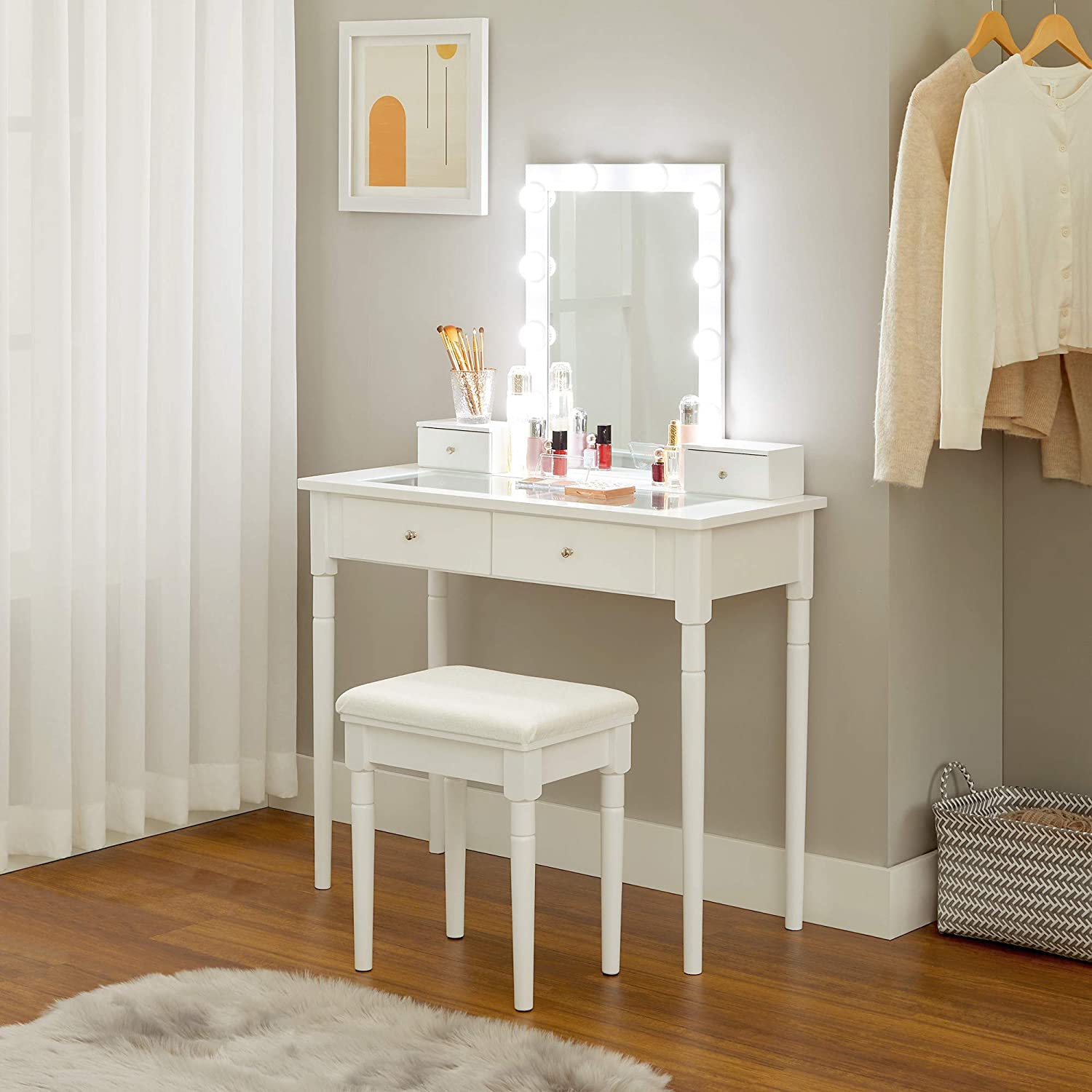 Dressing table set
