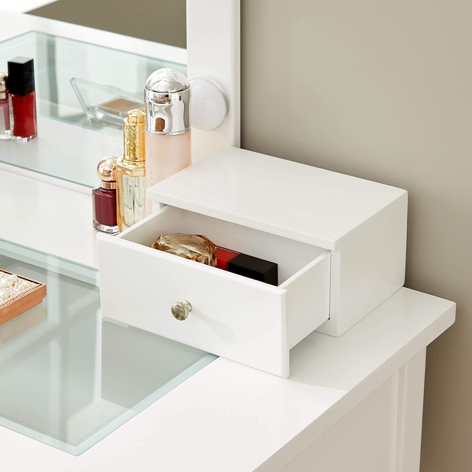 Dressing table set