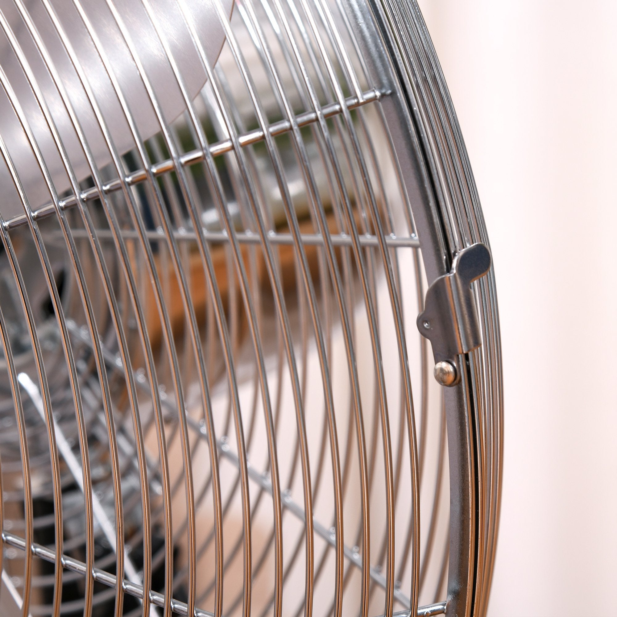 Pedestal fan