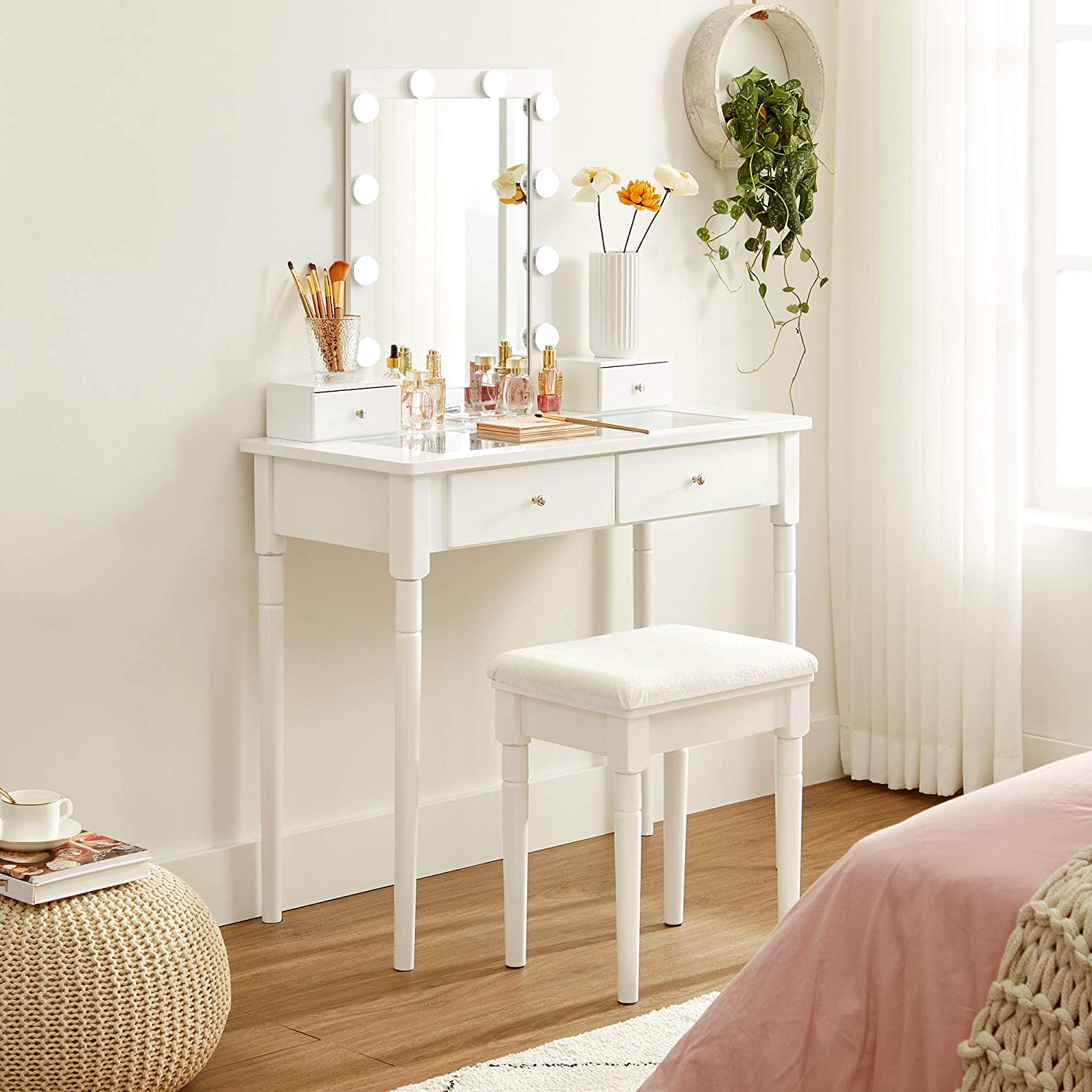 Dressing table set